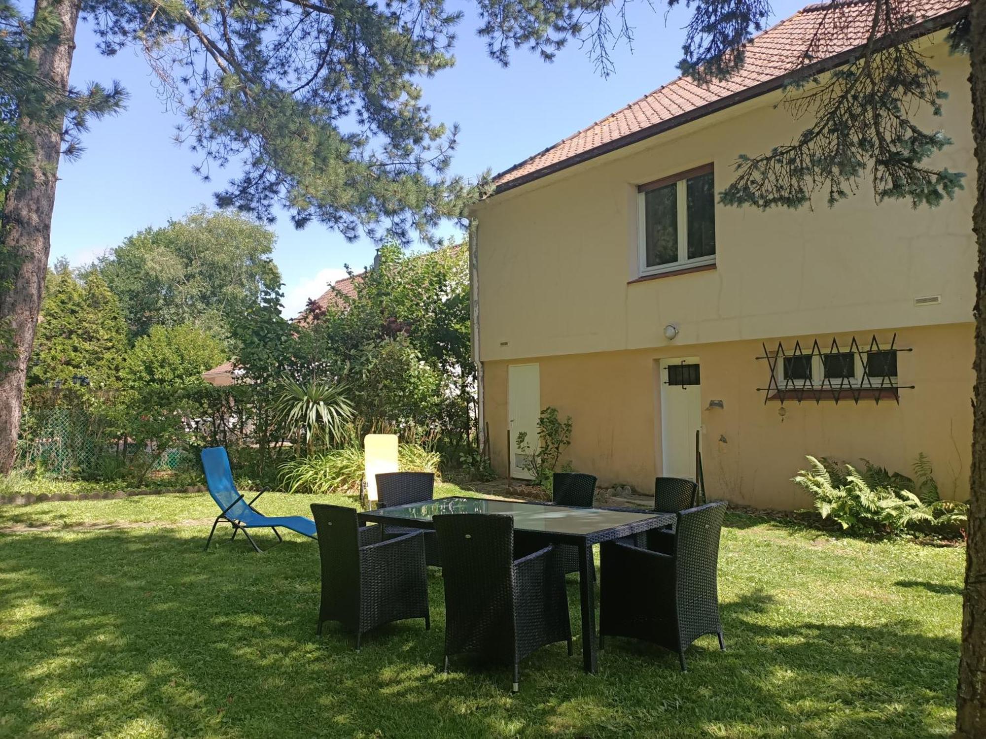 100 M Du Touquet Entre Foret Et *